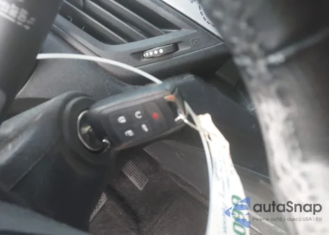 2016 Chevrolet Equinox Lt из США, поврежденный, VIN 2GNFLFE33G6181563